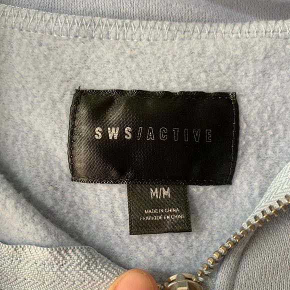 SWS Active Cropped Half Zip Sweater - Picture 3 of 3